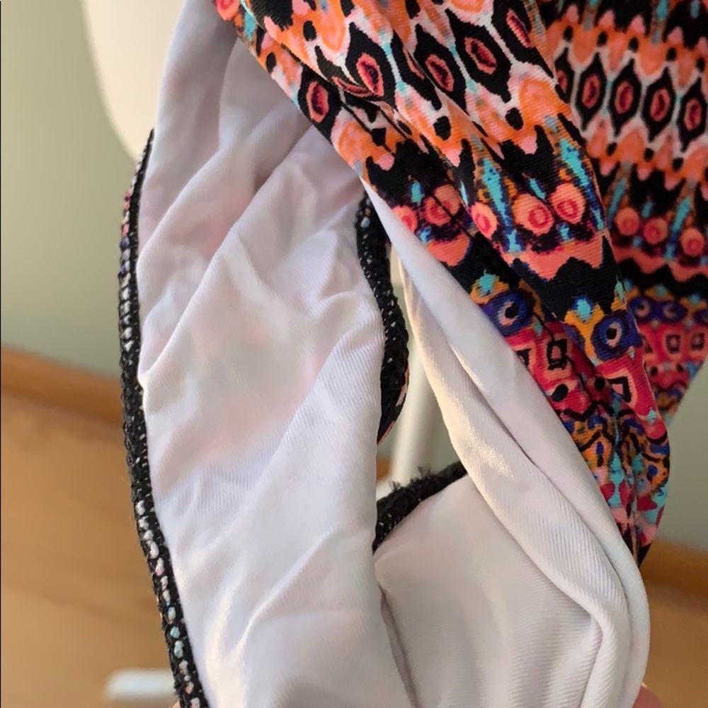 Anne Cole swimsuit size 6 - Picture 5 of 6
